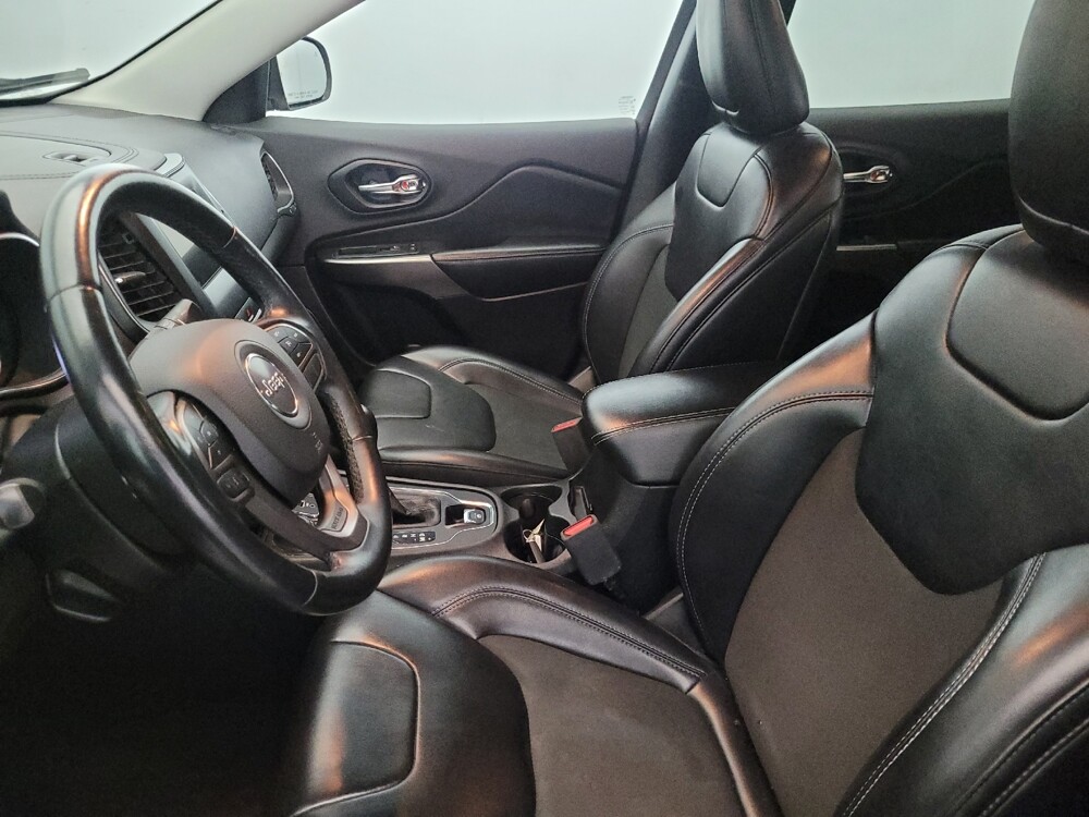 2019 Jeep Cherokee in Temple Hills, MD 20746 - 18105155 17