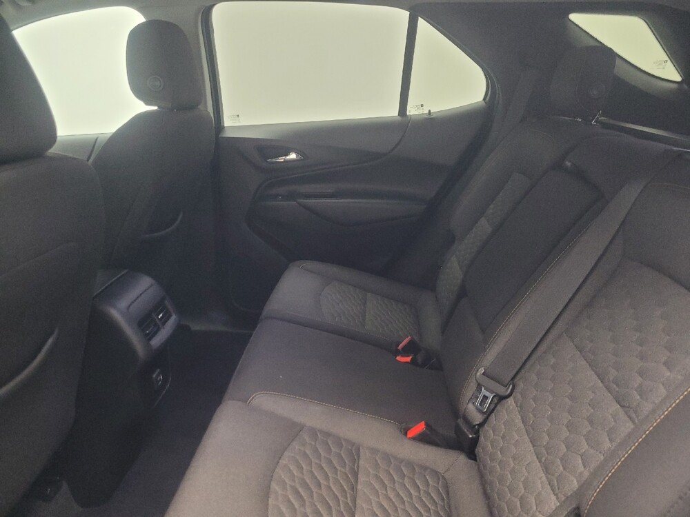 2020 Chevrolet Equinox in Indianapolis, IN 46222 - 18105170 18