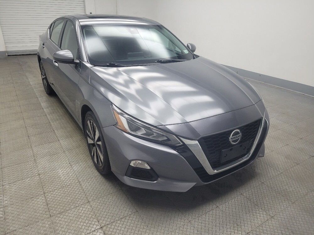 2021 Nissan Altima in Mishawaka, IN 46545 - 18105172 13
