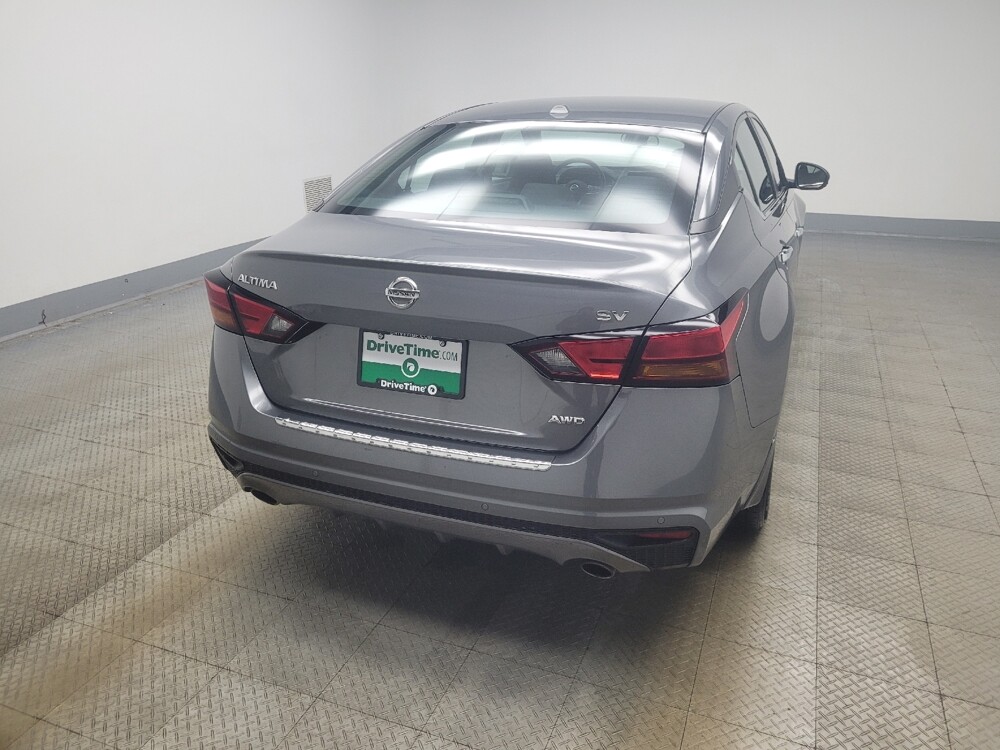 2021 Nissan Altima in Mishawaka, IN 46545 - 18105172 7