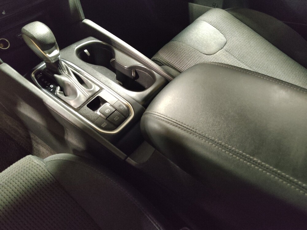 2019 Hyundai Santa Fe in Jacksonville, FL 32210 - 18105178 26