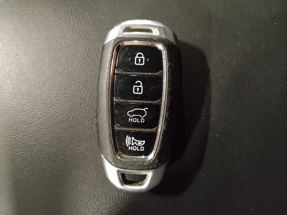 2019 Hyundai Santa Fe in Jacksonville, FL 32210 - 18105178 32