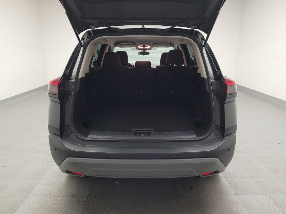 2023 Nissan Rogue in Downey, CA 90241 - 18105190 29