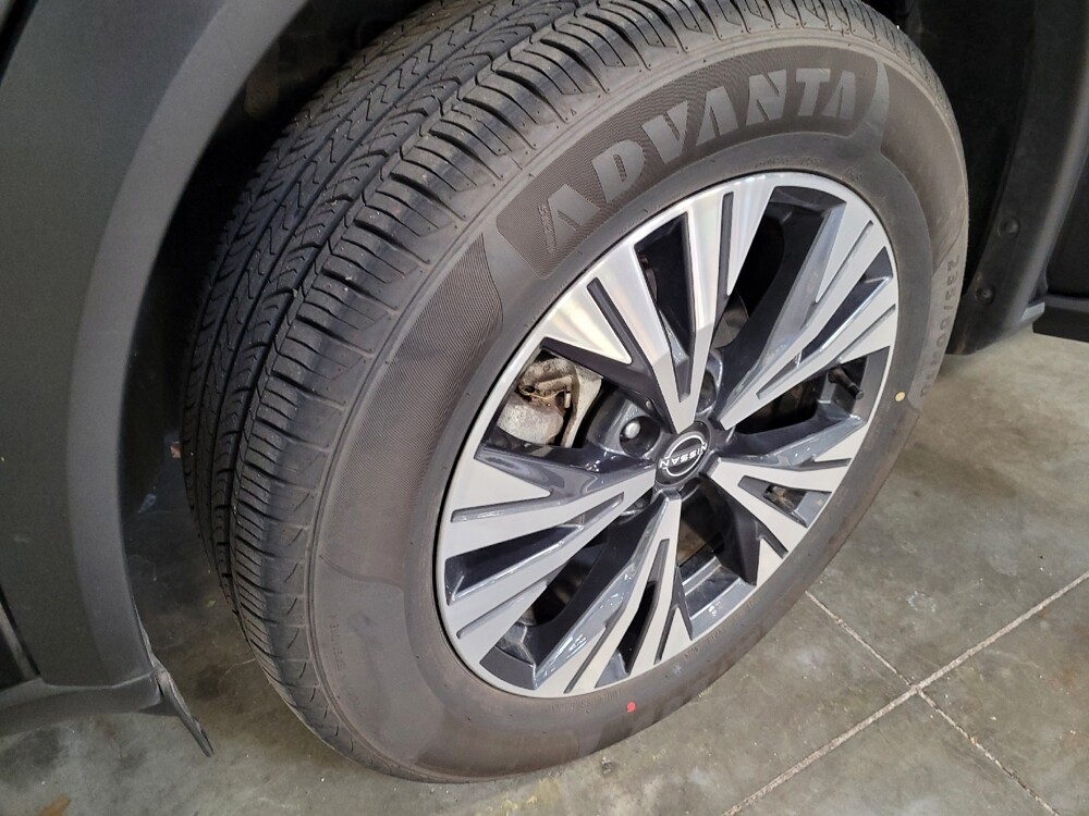 2023 Nissan Rogue in Downey, CA 90241 - 18105190 31