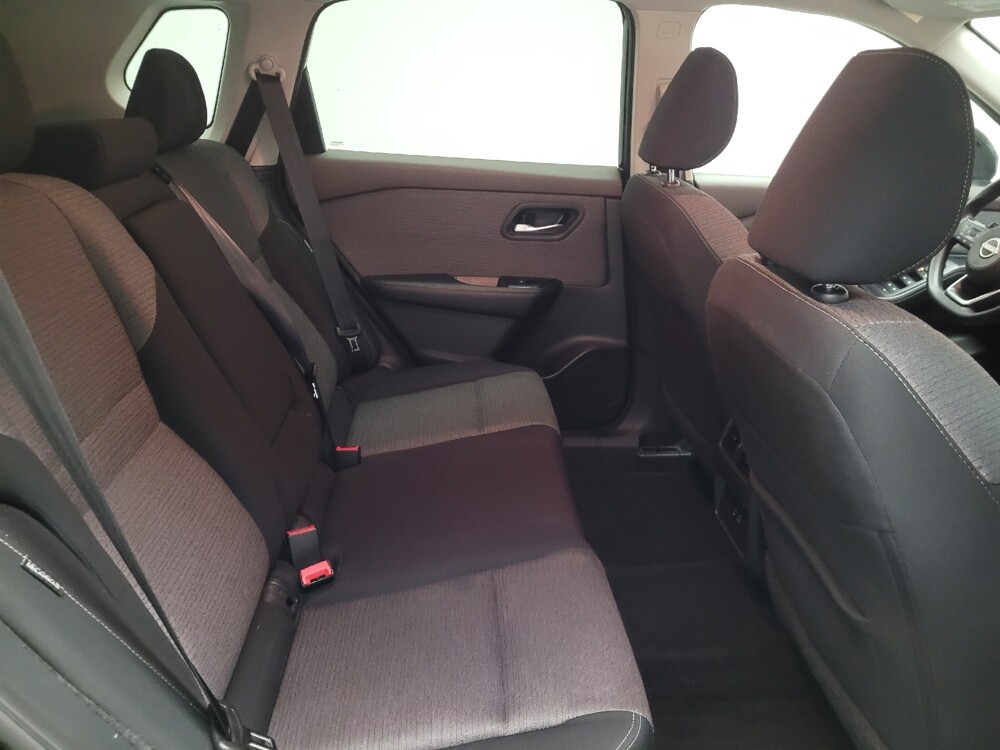 2023 Nissan Rogue in Downey, CA 90241 - 18105190 19