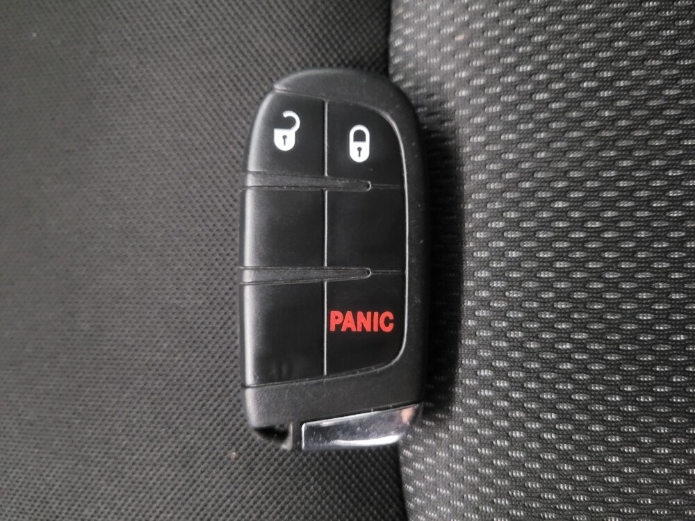 2021 Jeep Renegade in Downey, CA 90241 - 18105192 32