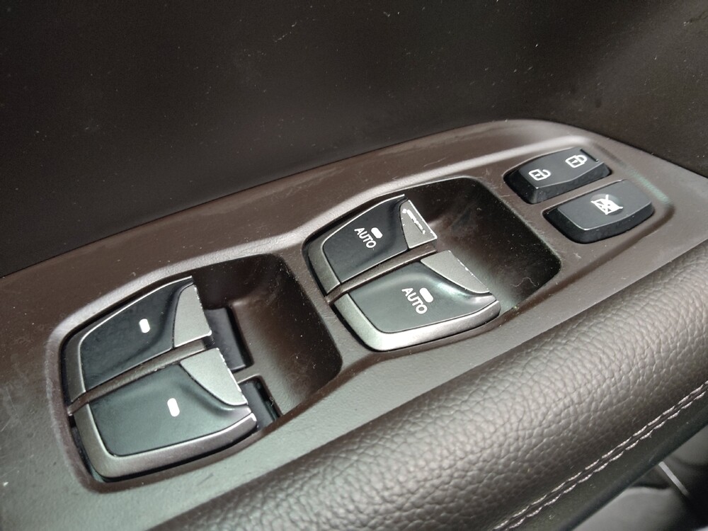 2017 Hyundai Santa Fe in Fayetteville, NC 28304 - 18105198 27