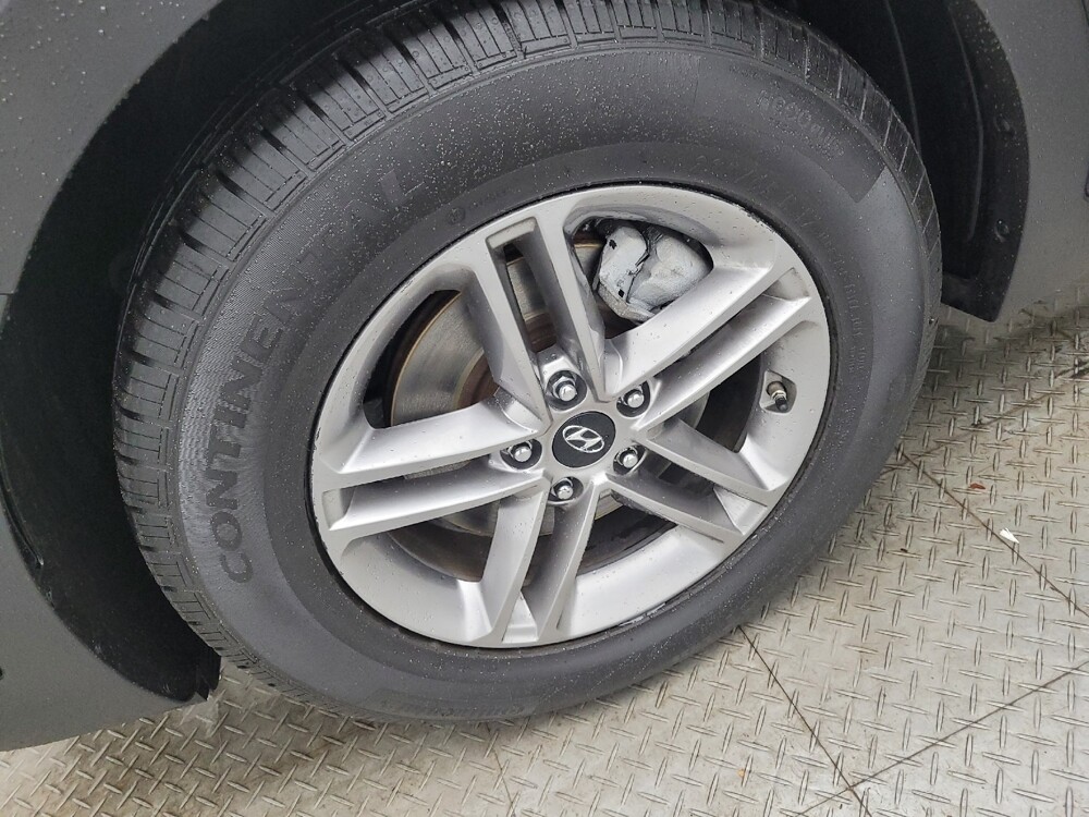 2017 Hyundai Santa Fe in Fayetteville, NC 28304 - 18105198 31