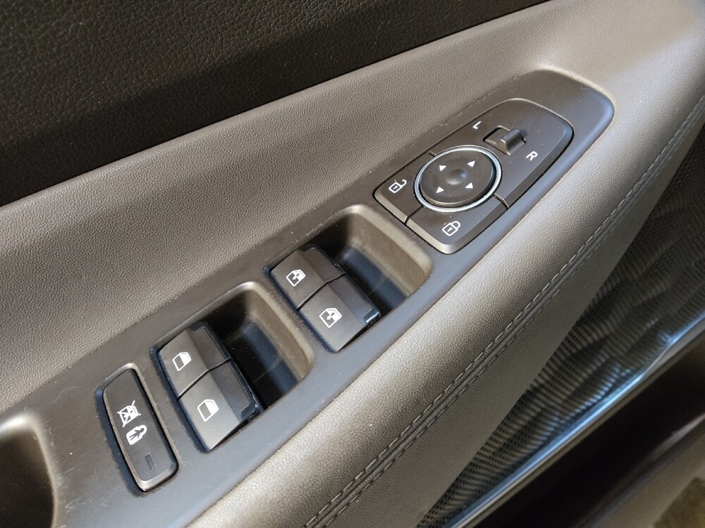 2019 Hyundai Santa Fe in Raleigh, NC 27604 - 18105213 27