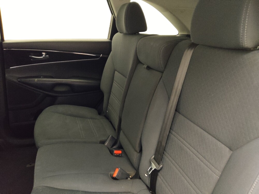 2017 Kia Sorento in Jacksonville, FL 32210 - 18105219 18