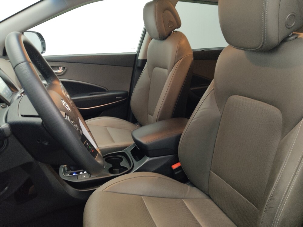 2019 Hyundai Santa Fe in Jacksonville, FL 32210 - 18105220 17