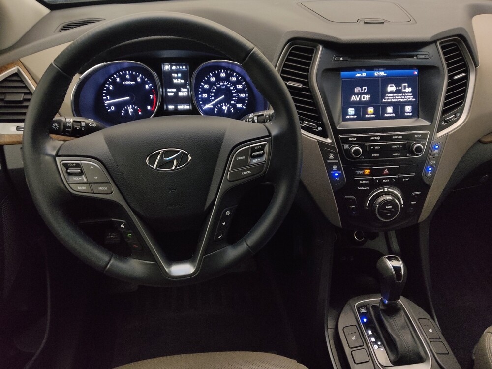 2019 Hyundai Santa Fe in Jacksonville, FL 32210 - 18105220 22