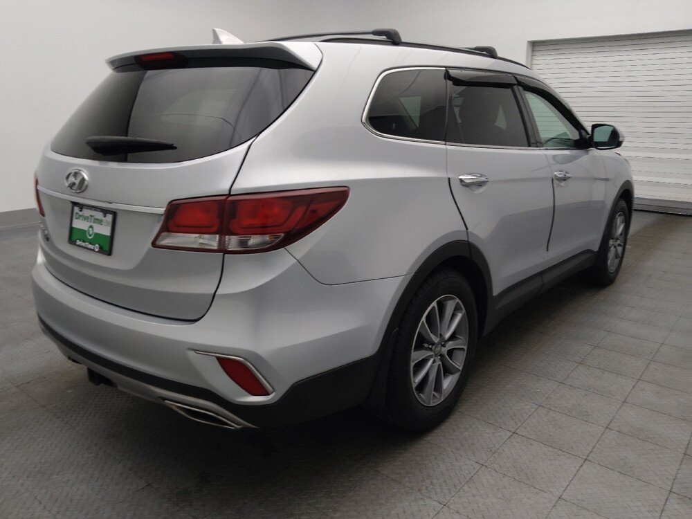 2019 Hyundai Santa Fe in Jacksonville, FL 32210 - 18105220 9