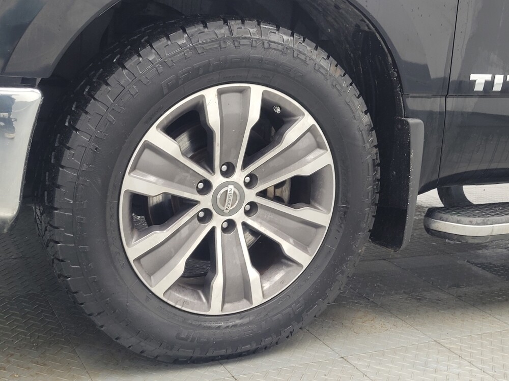 2017 Nissan Titan in Memphis, TN 38115 - 18105221 31