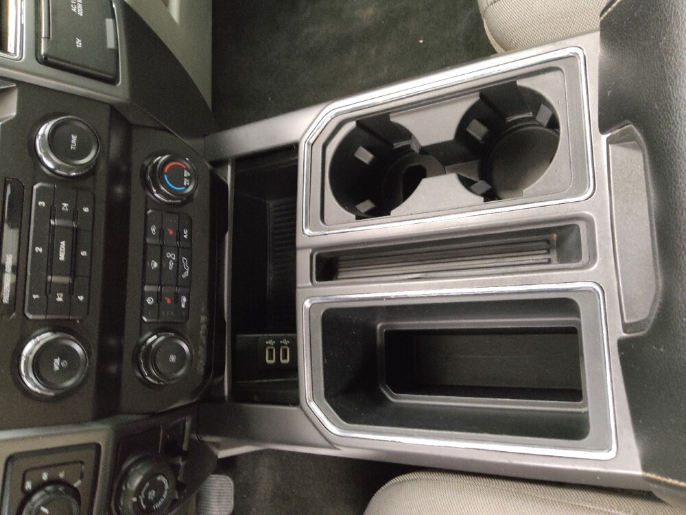 2020 Ford F150 in St. Louis, MO 63125 - 18105224 26