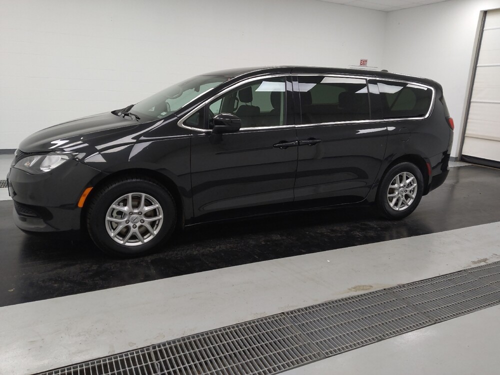 2023 Chrysler Voyager in St. Louis, MO 63125 - 18105226 2