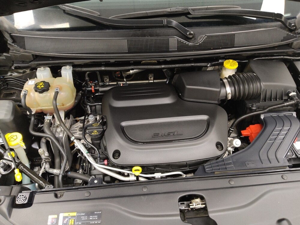 2023 Chrysler Voyager in St. Louis, MO 63125 - 18105226 30