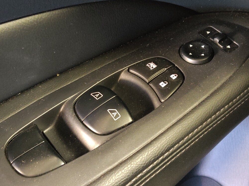 2019 Nissan Pathfinder in Houston, TX 77074 - 18105228 27