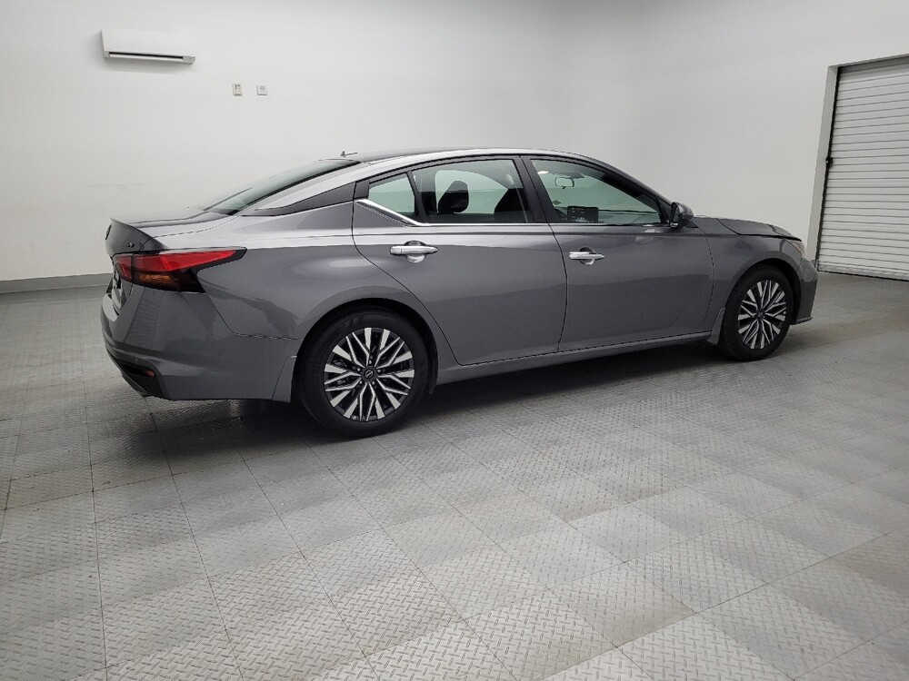 2024 Nissan Altima in Plano, TX 75074 - 18105237 10