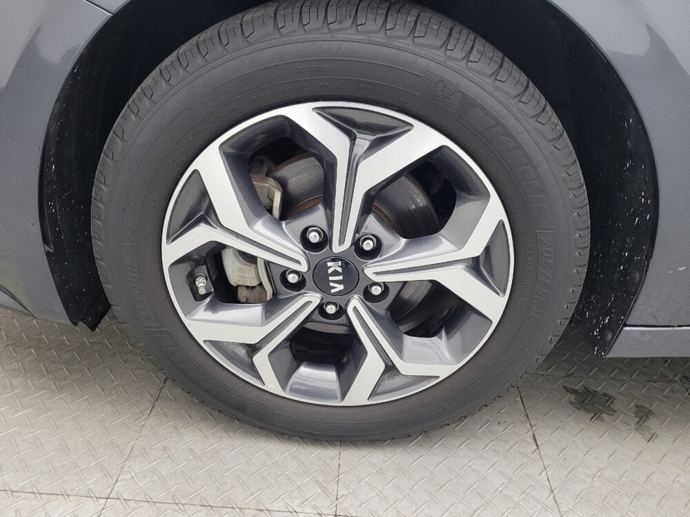 2019 Kia Forte in Raleigh, NC 27604 - 18105240 31