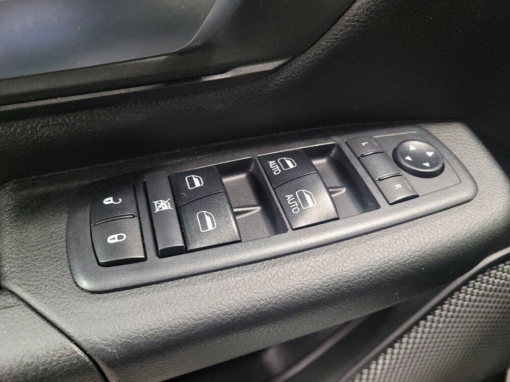 2019 RAM 1500 in Lakeland, FL 33815 - 18105245 27