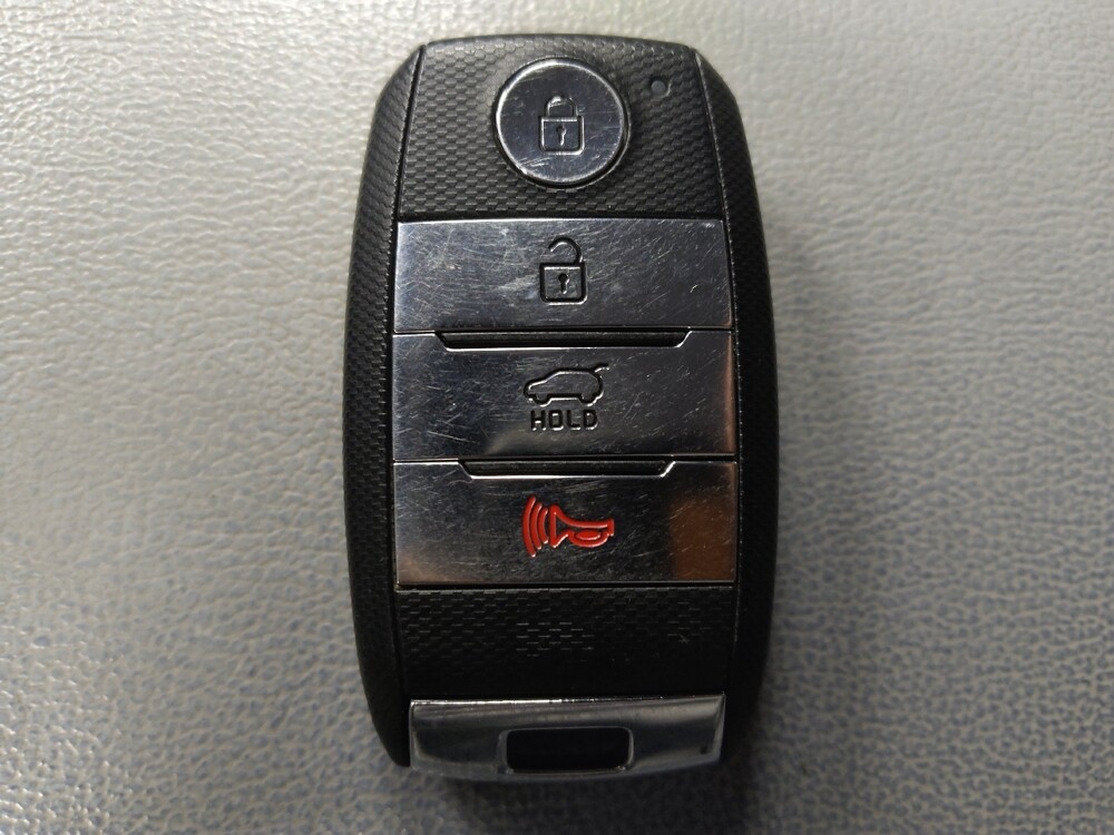 2016 Kia Sorento in San Antonio, TX 78238 - 18105251 32