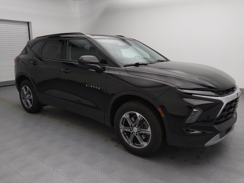 2024 Chevrolet Blazer in Gladstone, MO 64118 - 18105256 11