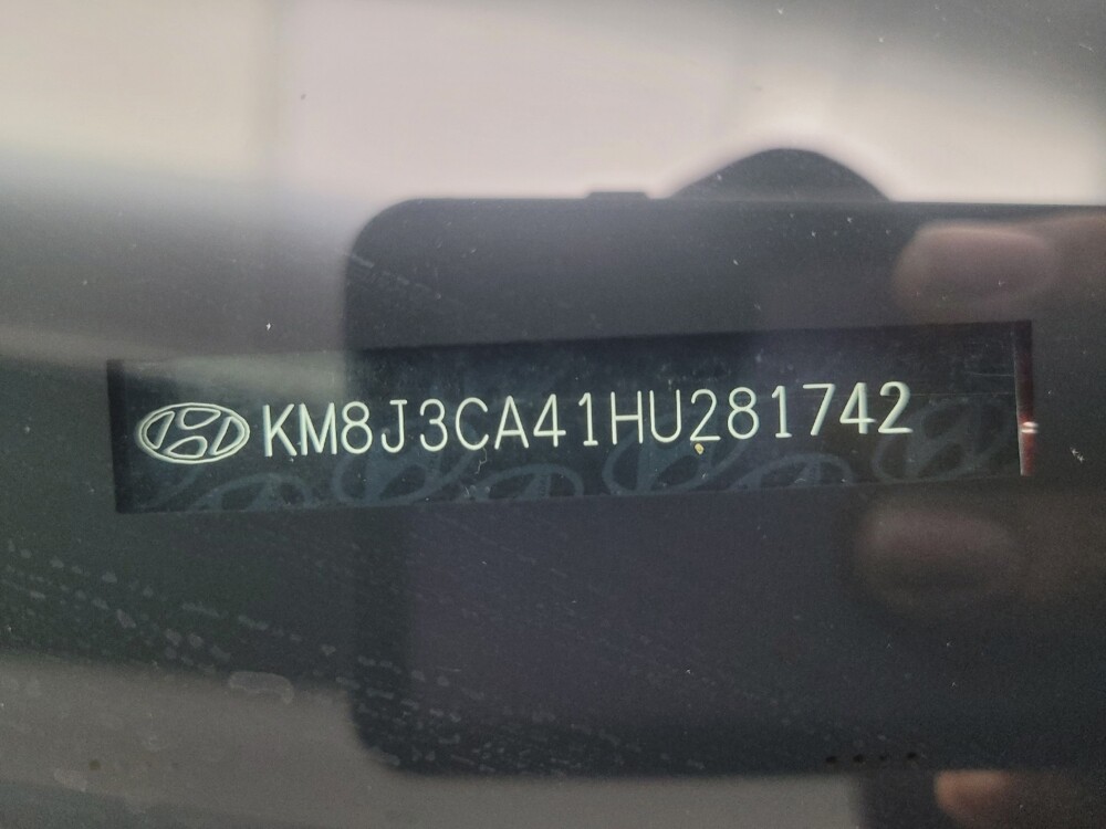 2017 Hyundai Tucson in Indianapolis, IN 46222 - 18105257 33