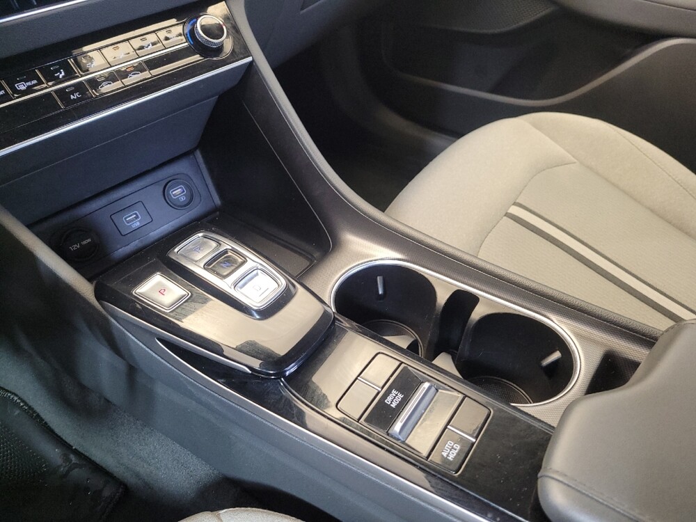 2020 Hyundai Sonata in Columbus, OH 43228 - 18105261 26