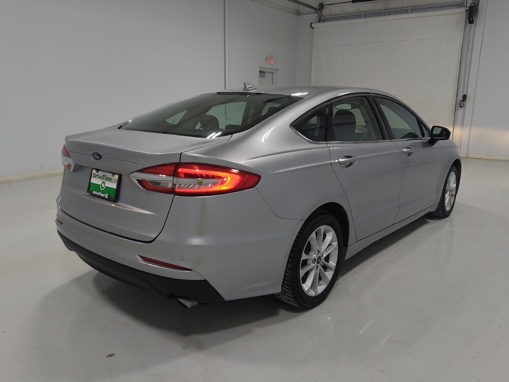 2020 Ford Fusion in Columbus, OH 43231 - 18105277 9