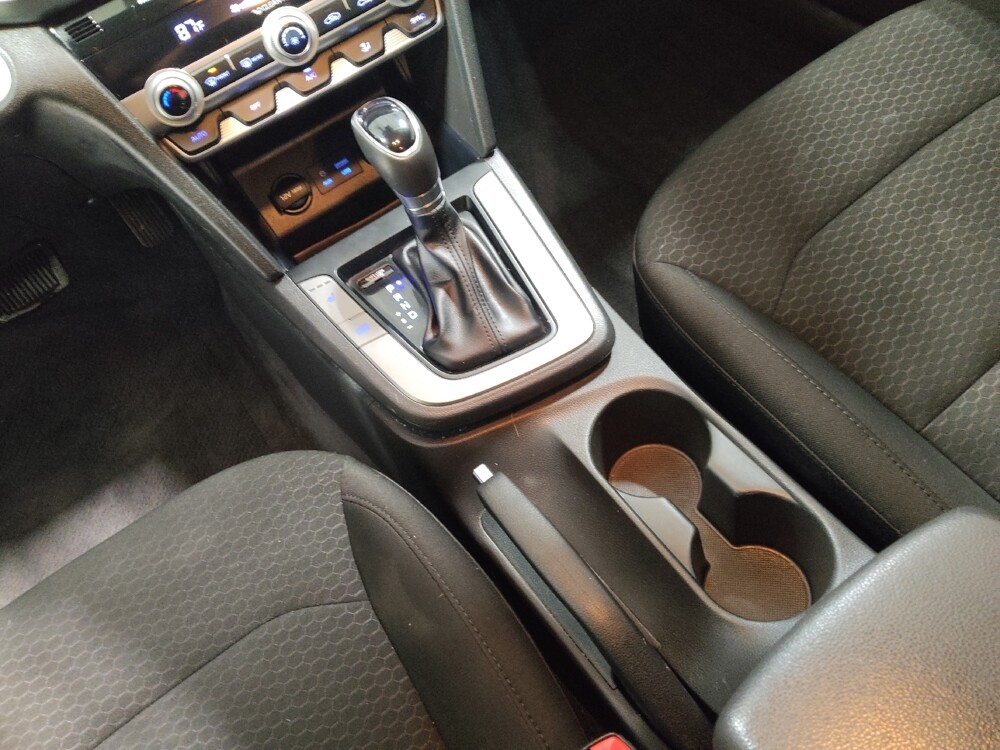 2020 Hyundai Elantra in Columbus, OH 43231 - 18105278 26