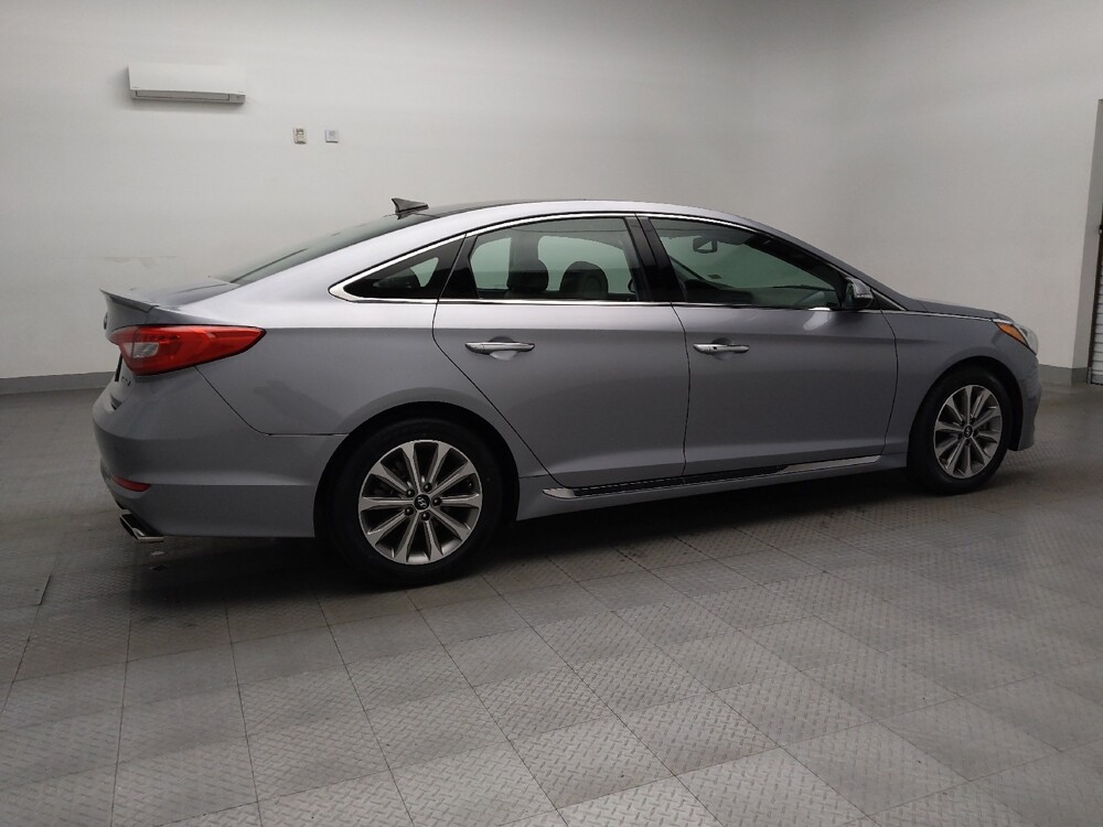 2016 Hyundai Sonata in Fort Worth, TX 76116 - 18105286 10