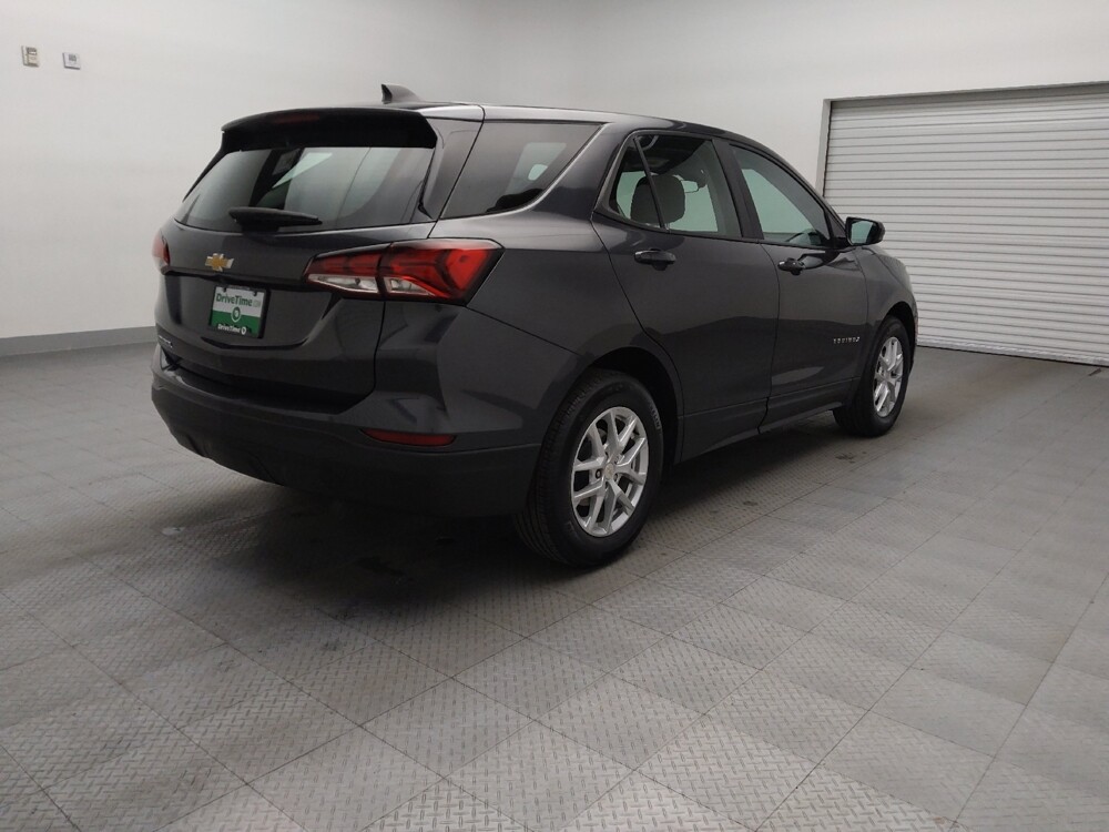 2022 Chevrolet Equinox in Fort Worth, TX 76116 - 18105291 9
