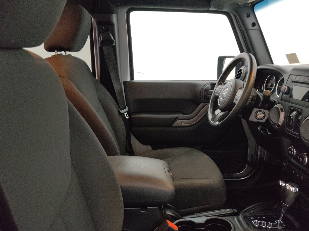 2016 Jeep Wrangler in Clearwater, FL 33764 - 18105298 21