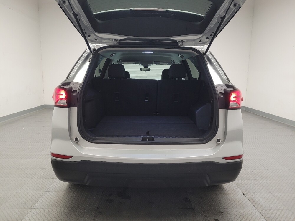 2022 Chevrolet Equinox in Riverside, CA 92504 - 18105306 29