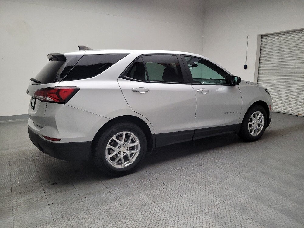 2022 Chevrolet Equinox in Riverside, CA 92504 - 18105306 10