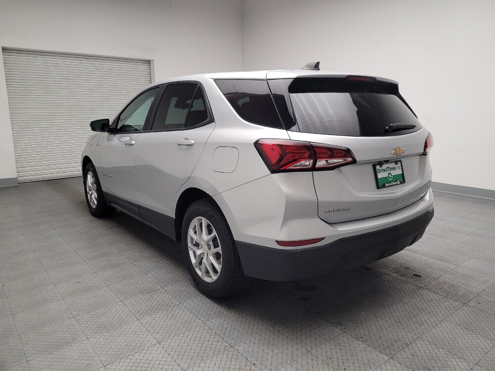 2022 Chevrolet Equinox in Riverside, CA 92504 - 18105306 5
