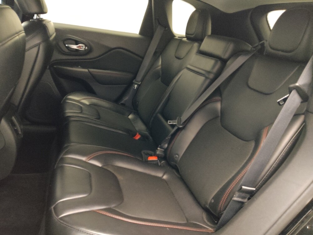 2019 Jeep Cherokee in Macon, GA 31210 - 18105307 18