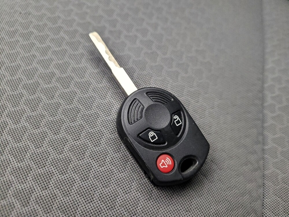 2018 Ford Escape in Mesa, AZ 85210 - 18105313 32