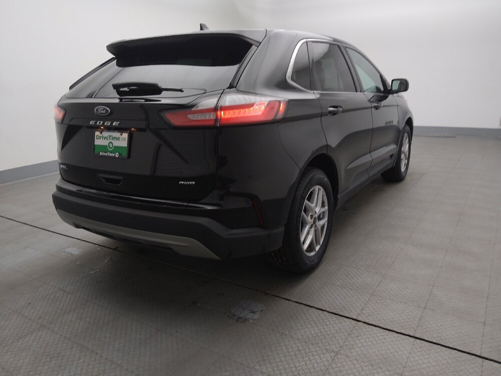 2023 Ford Edge in Gladstone, MO 64118 - 18105330 7
