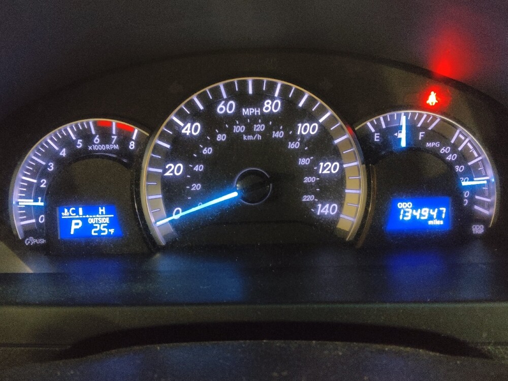 2013 Toyota Camry in Round Rock, TX 78664 - 18105338 23