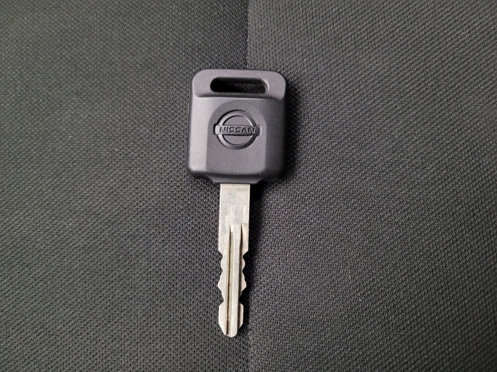 2025 Nissan Versa in Riverside, CA 92504 - 18105341 32