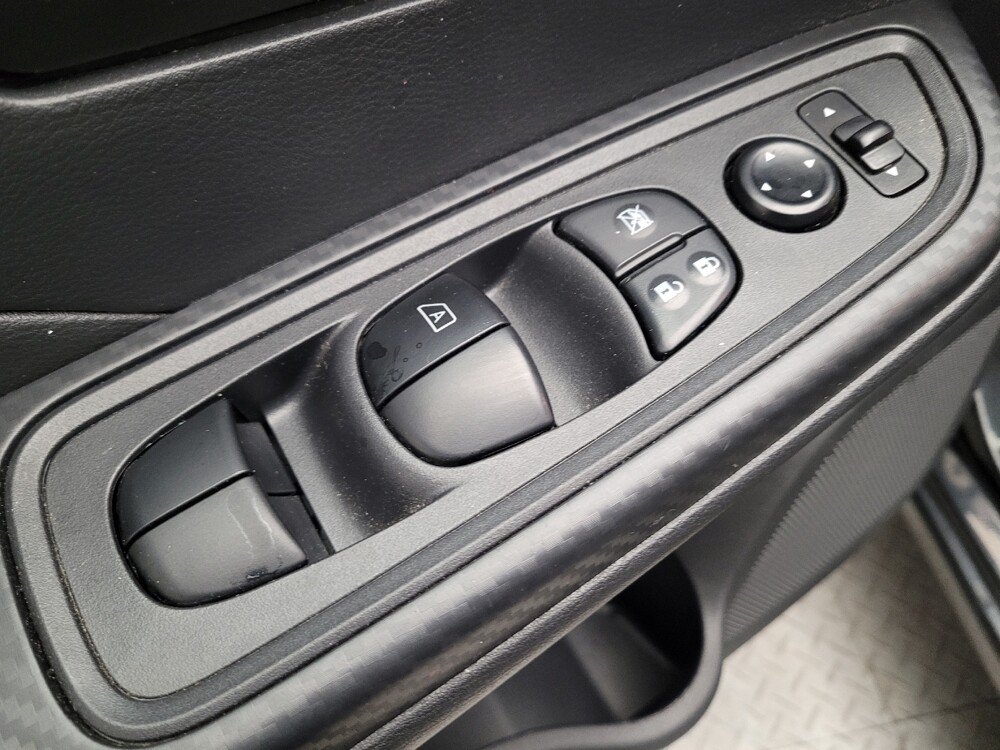 2025 Nissan Versa in Riverside, CA 92504 - 18105341 27