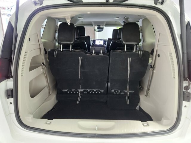 2023 Chrysler Pacifica in Cinnaminson, NJ 08077 - 18105350 14