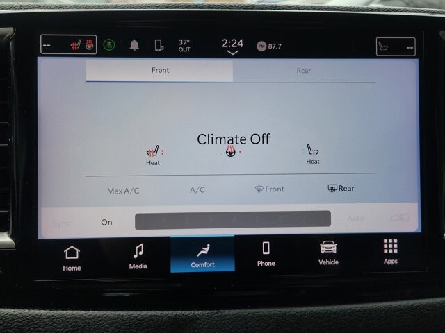 2023 Chrysler Pacifica in Cinnaminson, NJ 08077 - 18105350 21