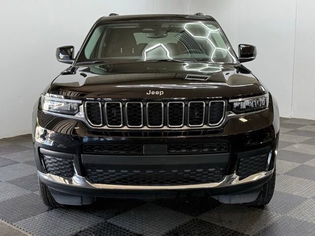 2024 Jeep Grand Cherokee L in Bedford, OH 44146 - 18105351 3