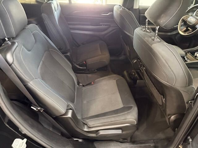 2024 Jeep Grand Cherokee L in Bedford, OH 44146 - 18105351 38