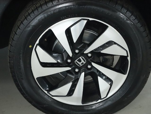 2016 Honda CR-V in Bedford, OH 44146 - 18105353 10