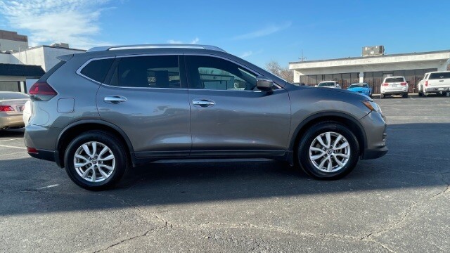 2019 Nissan Rogue in Dallas, TX 75228 - 18105358 4