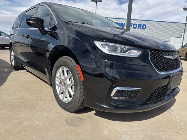 2025 Chrysler Pacifica in Winslow, AZ 86046 - 18105360 21